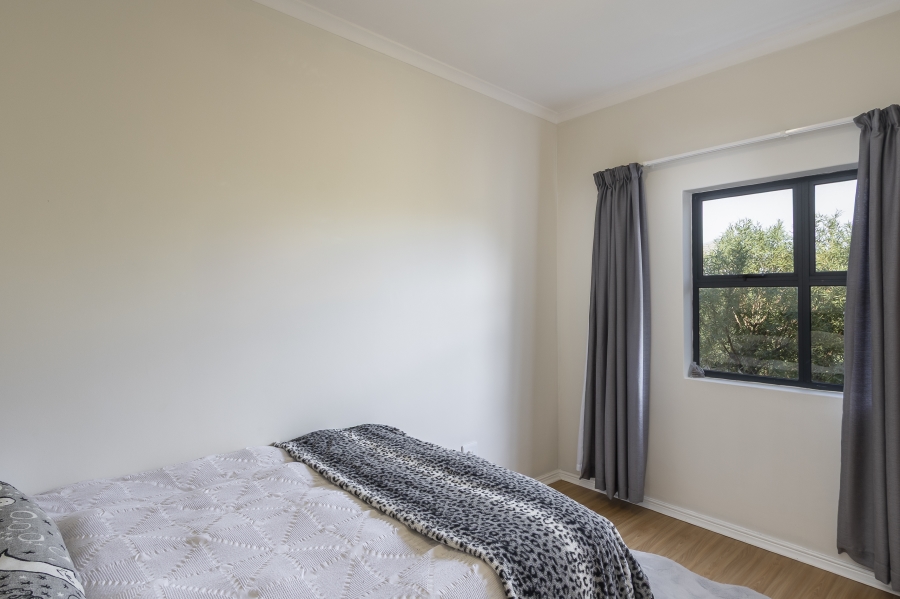 To Let 2 Bedroom Property for Rent in Heritage Park Western Cape